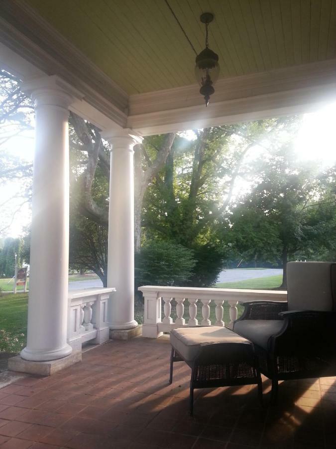 Boxley Place Inn Louisa Dış mekan fotoğraf